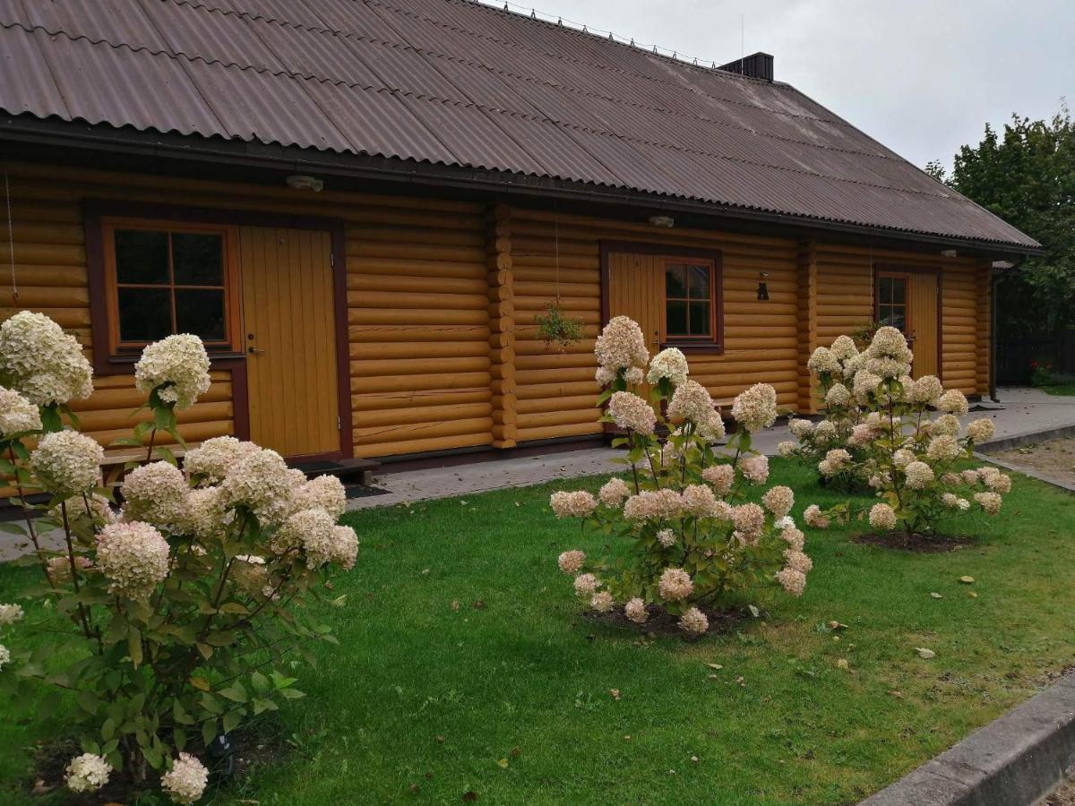 Karolio Sodyba Paluseje Exterior photo
